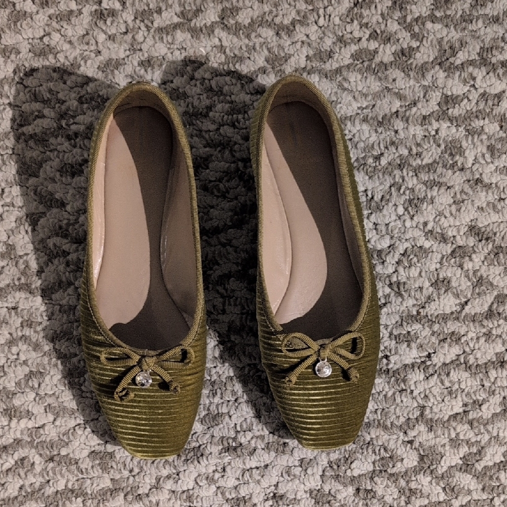 Sam Edelman Olive Green Flats with Bow Detail